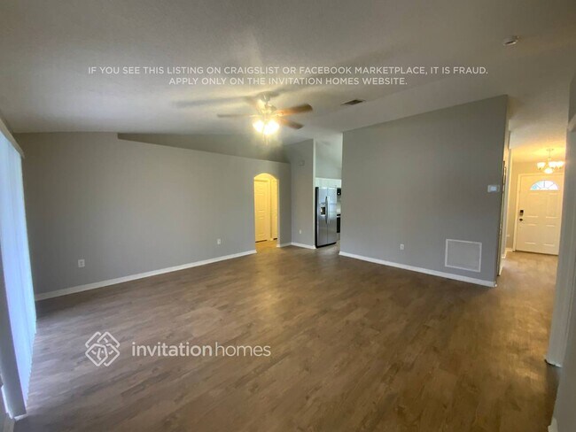 Foto del edificio - 4240 Climbing Aster Ct