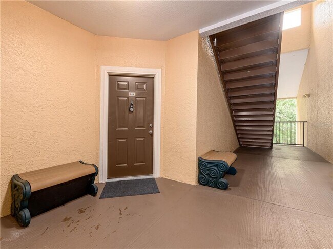 Foto del edificio - 5125 Palm Springs Blvd