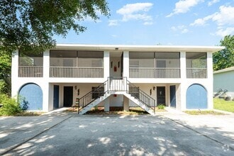 Building Photo - 2290-2296 Fox Hollow Dr