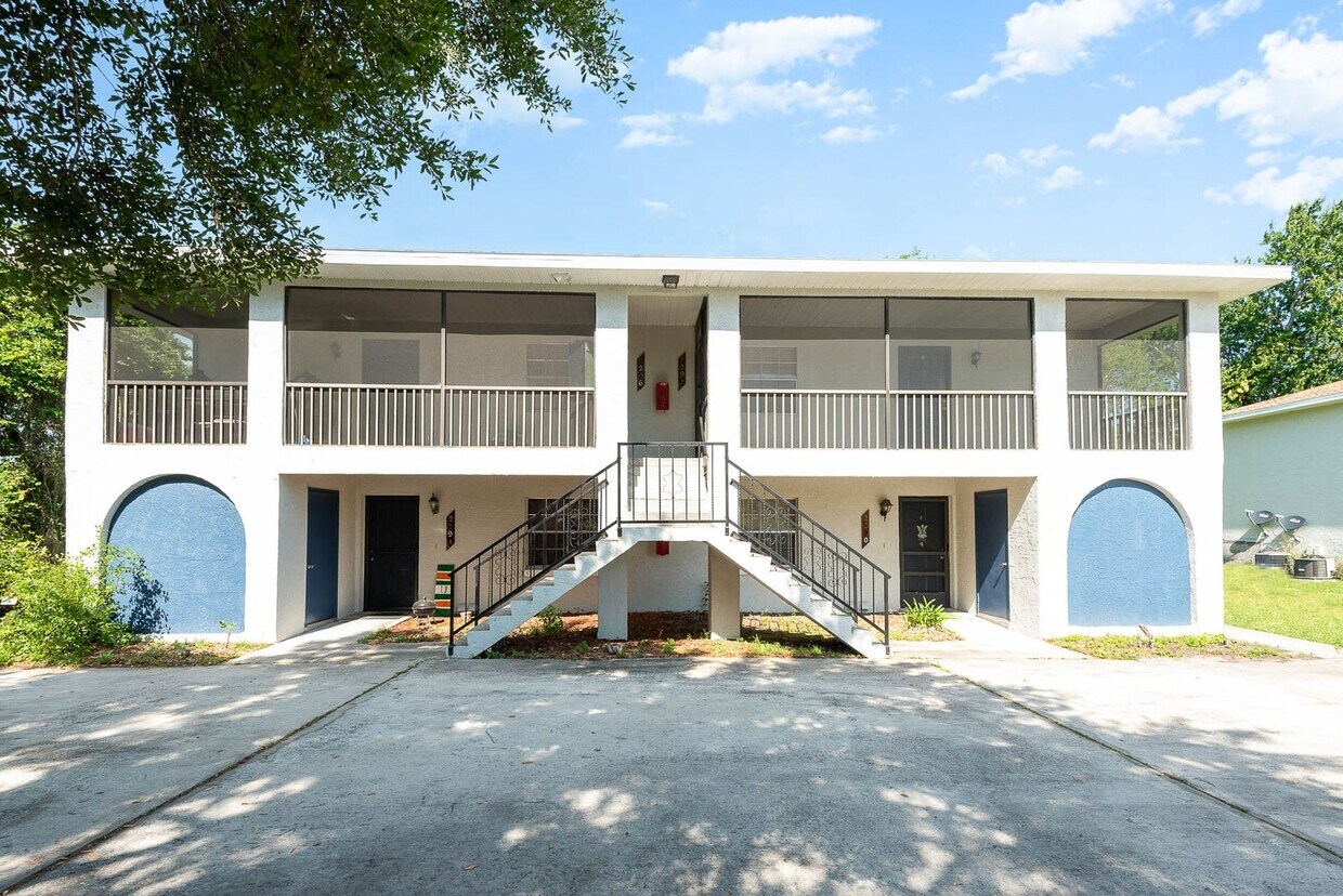 Primary Photo - 2290-2296 Fox Hollow Dr.
