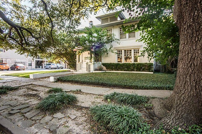 Foto del edificio - 3608 Audubon Pl