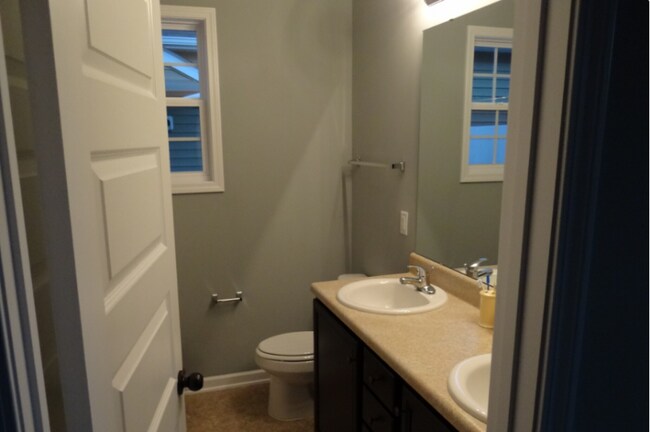 Building Photo - 101 Scuppernong Way