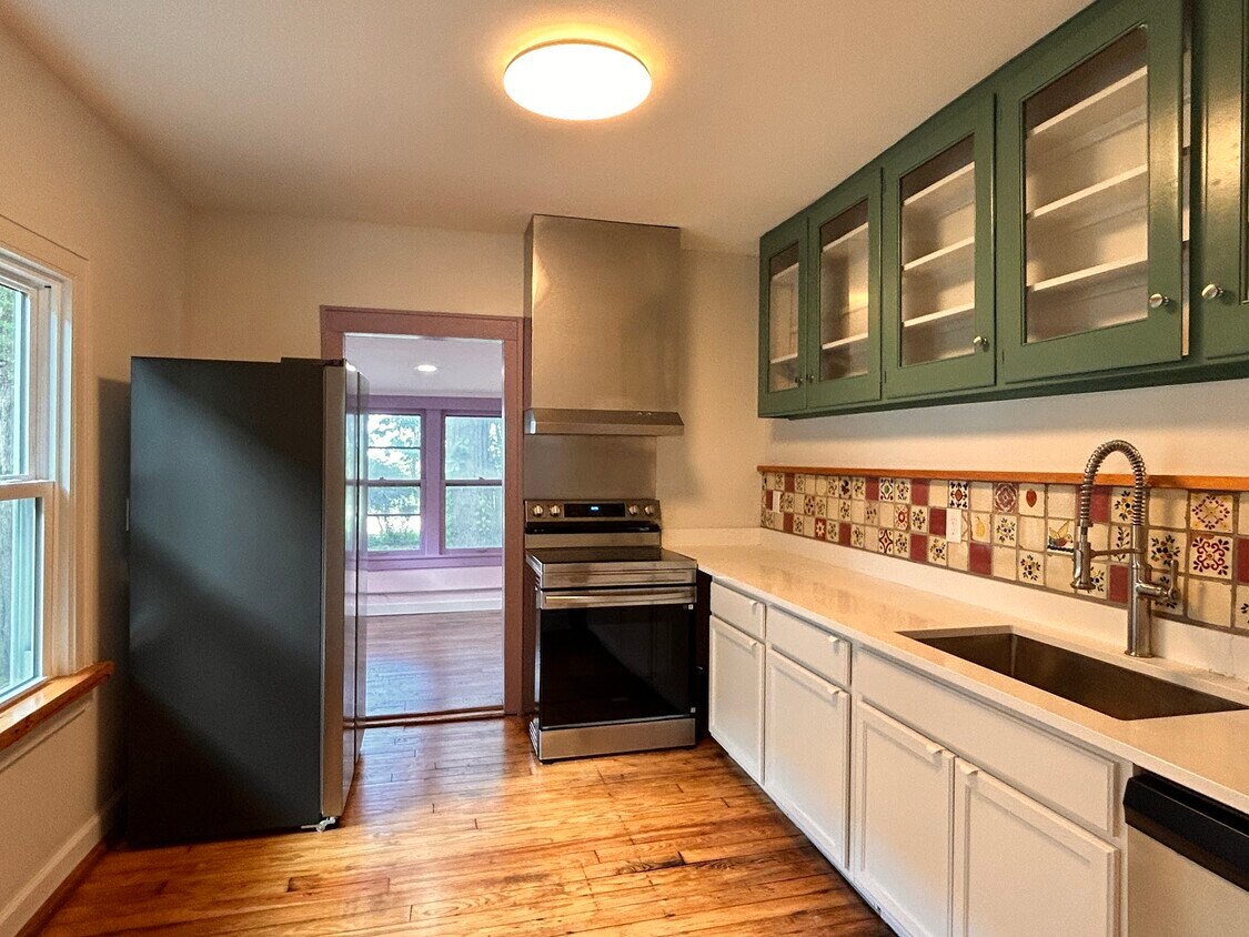 Foto principal - 1624 Madison Ave