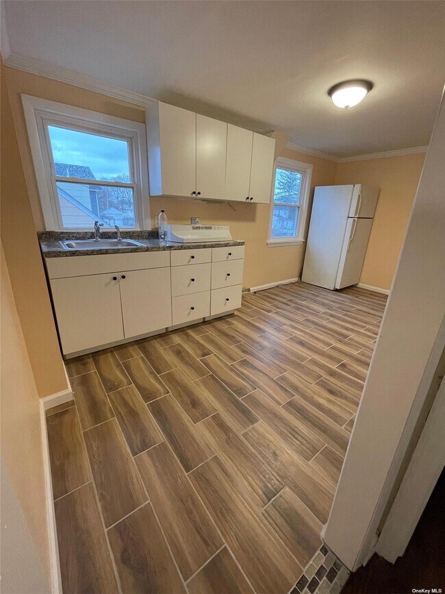 32 Park, Roosevelt, NY 11575 Townhome Rentals in Roosevelt NY