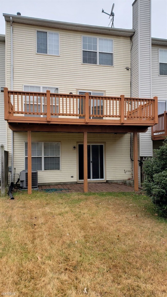 Foto del edificio - 3 br, 2.5 bath Townhome - Russett Communit...