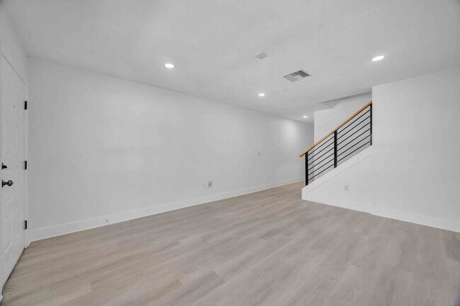 Foto del edificio - 2 Bedroom and 2.5 Bathroom Townhouse