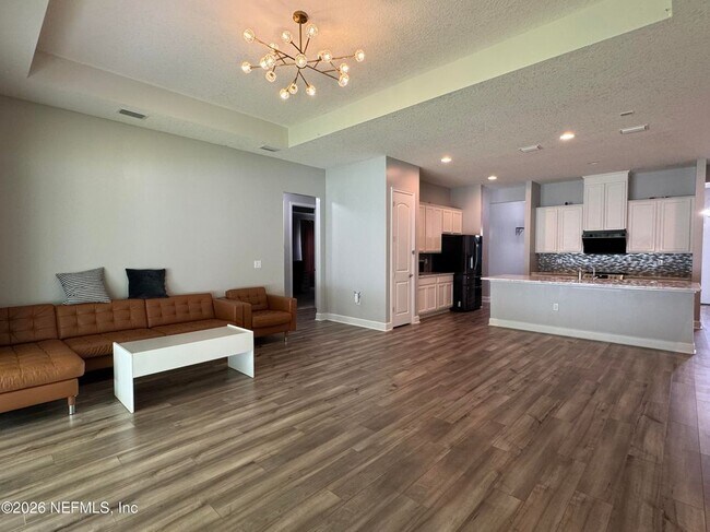 Foto del edificio - 104 Linda Lake Ln