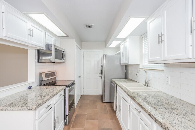 Foto del edificio - 10819 Sagewind Dr
