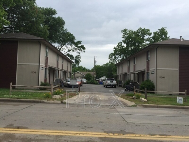 1108 S Joplin St Unit Apt. A, Pittsburg, KS 66762 Condo for Rent in
