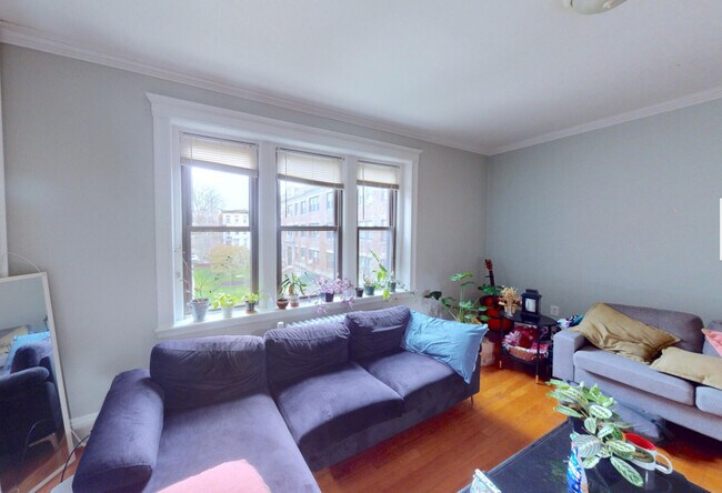 Foto del edificio - 10-12 Greenway Ct