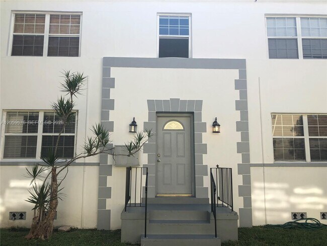 Foto del edificio - 15 Sidonia Ave