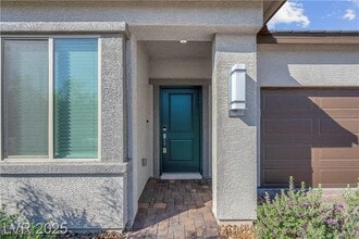 Building Photo - 5357 Eleganza Ave