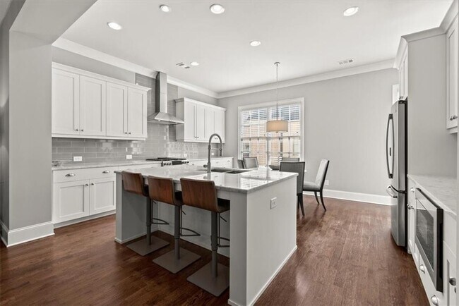 Foto del edificio - 160 Clover Ct