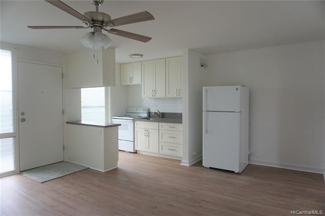 Primary Photo - 2328 Seaview Ave