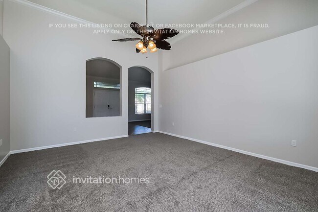 Foto del edificio - 22716 Neff Ct