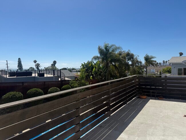 Foto del edificio - 2812 Cowley Way