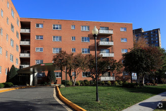 New Brookside Apartments photo'