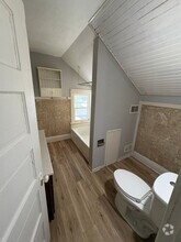 Building Photo - 1444 Forest Ave