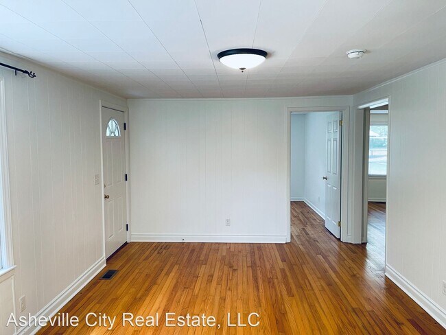 Building Photo - 2 br, 1 bath House - 44 Poplar Cove Rd.