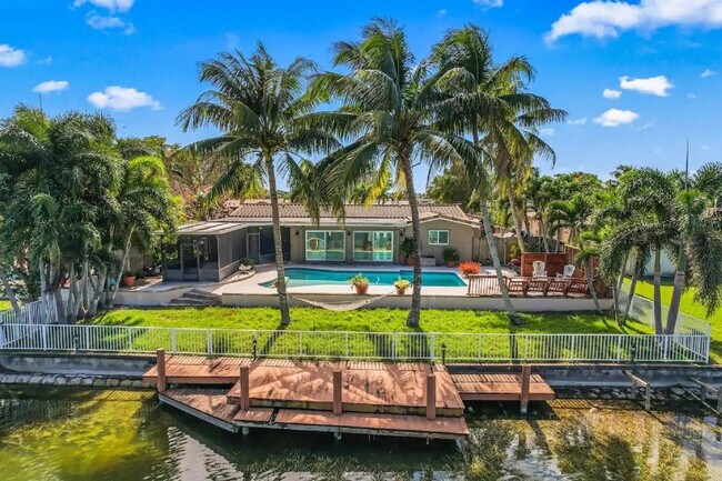 Foto del edificio - 8721 NW 19th St
