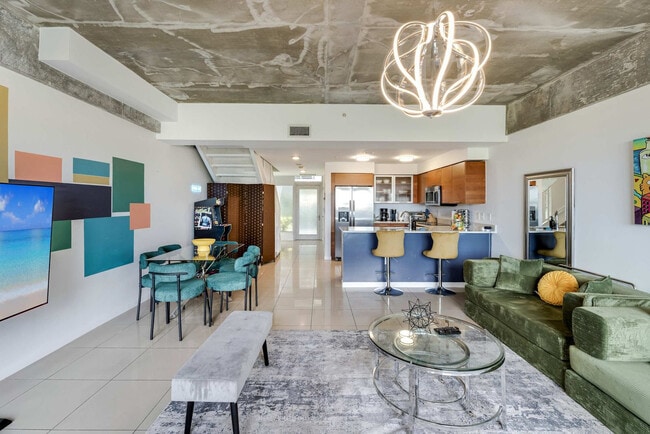 Building Photo - 3250 NE 1st Ave