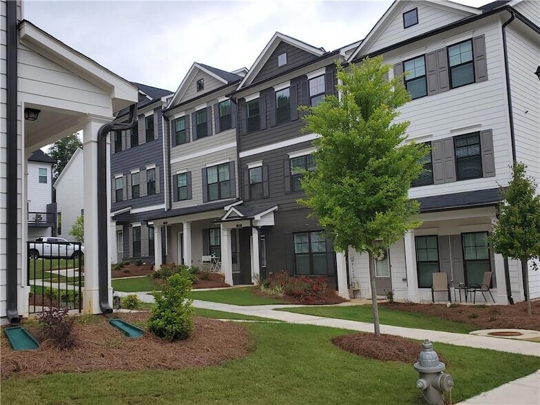 Foto principal - 723 Calvin Pk Dr