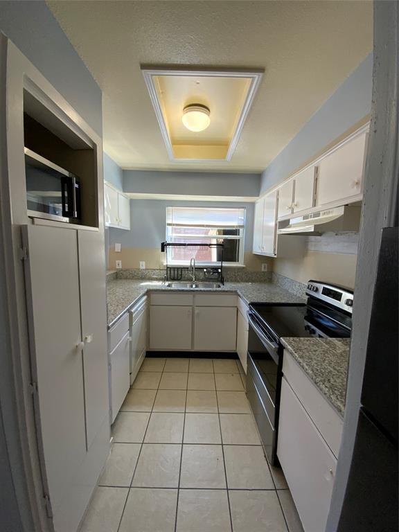 Foto del edificio - 10142 Beekman Pl Dr