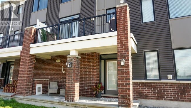 Building Photo - 184 Pictou Cres