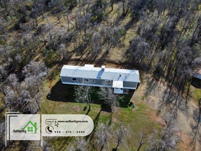 Building Photo - 16359 Hawthorne Ave