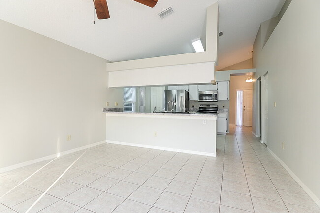 Building Photo - 13610 Colorado Pl