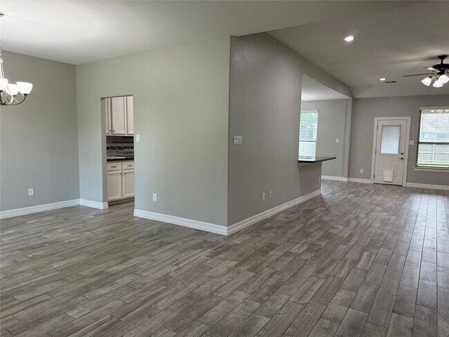 Foto del edificio - 1555 Primrose St