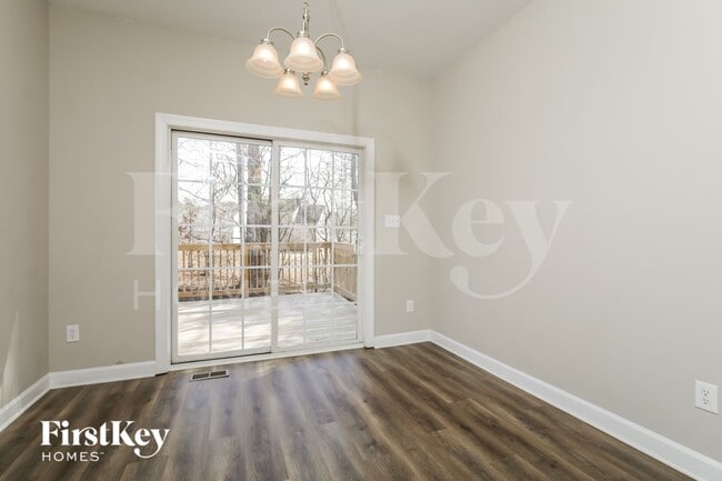 Building Photo - 1000 Caladium Dr