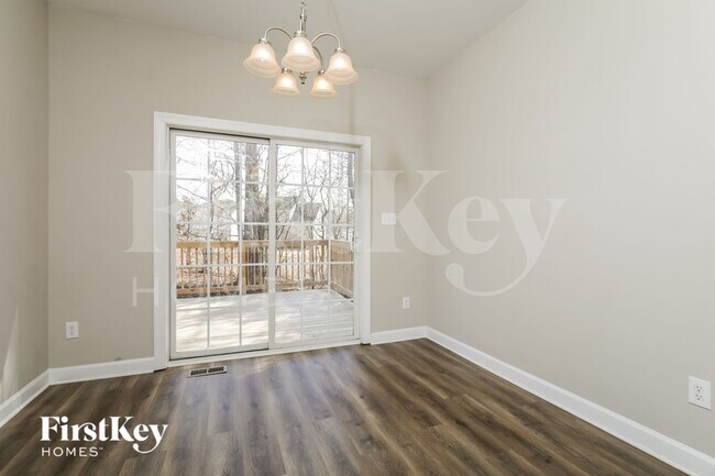 Foto del edificio - 1000 Caladium Dr