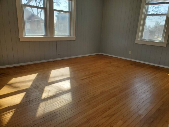 Foto del edificio - 2104 5th St