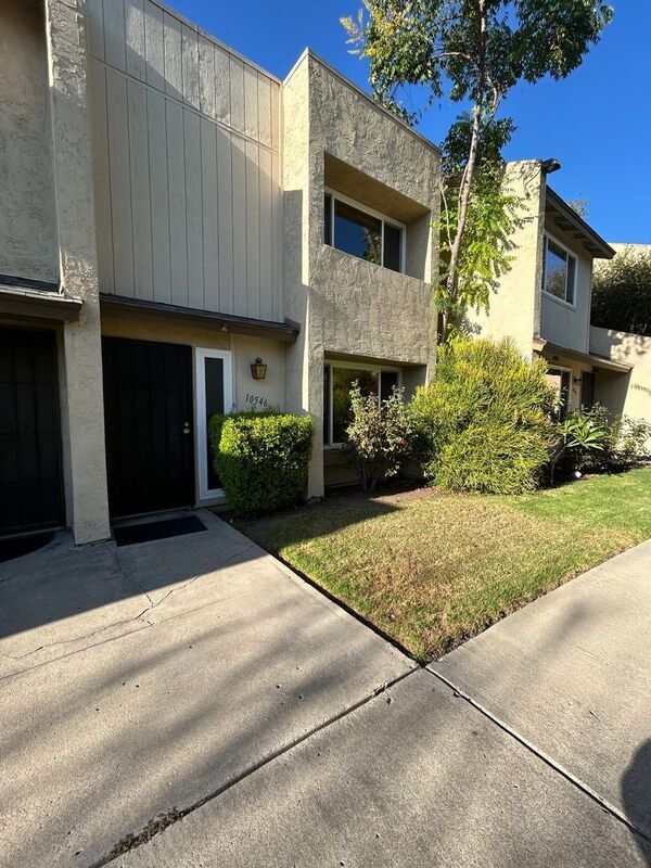 Foto del edificio - 10546 Kerrigan Ct