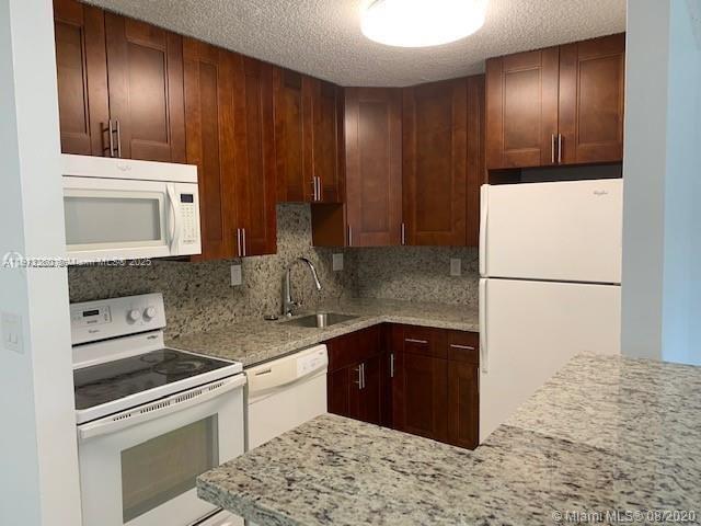 Foto del edificio - 15630 SW 80th St