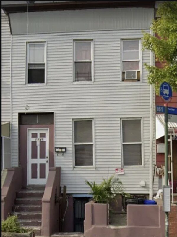 Foto principal - 138-139 9th St