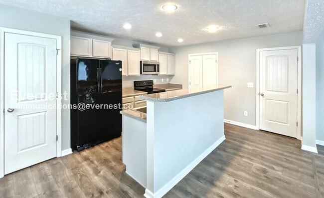 Foto del edificio - 4706 Chelanie Cir