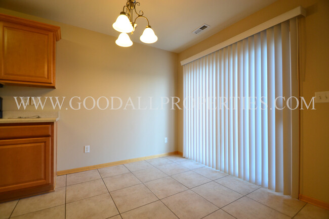 Foto del edificio - 3 Bedroom, 2.5 Bath Townhome in Grimes