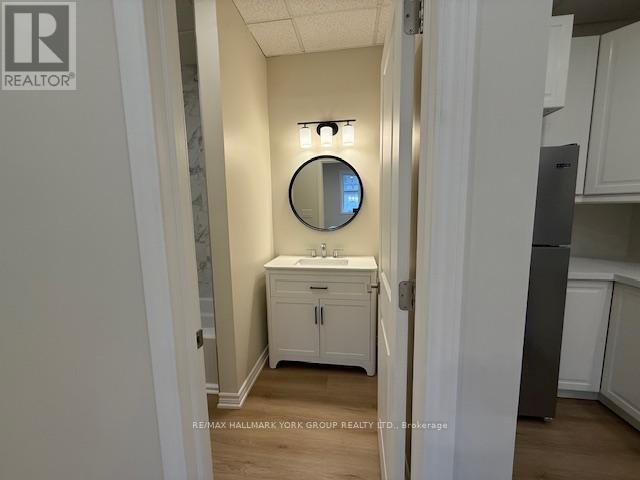 Building Photo - 4795 19th Sideroad