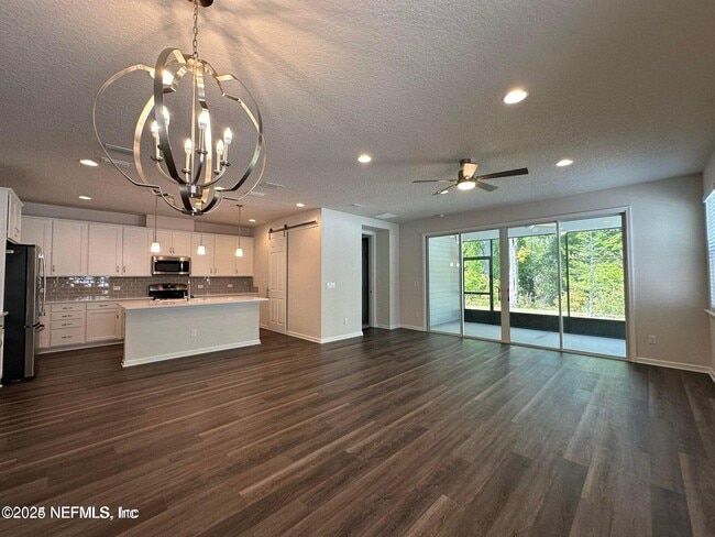 Building Photo - 282 Little Bear Run