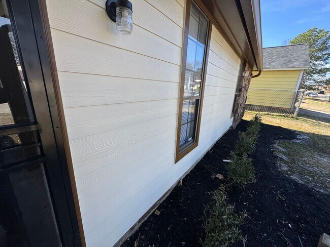 Foto del edificio - 5735 Ballenmoor Dr