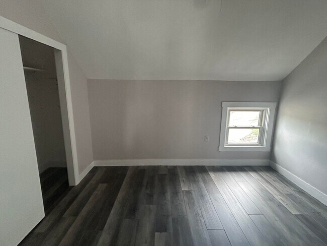 Foto del edificio - 2671 N Main St