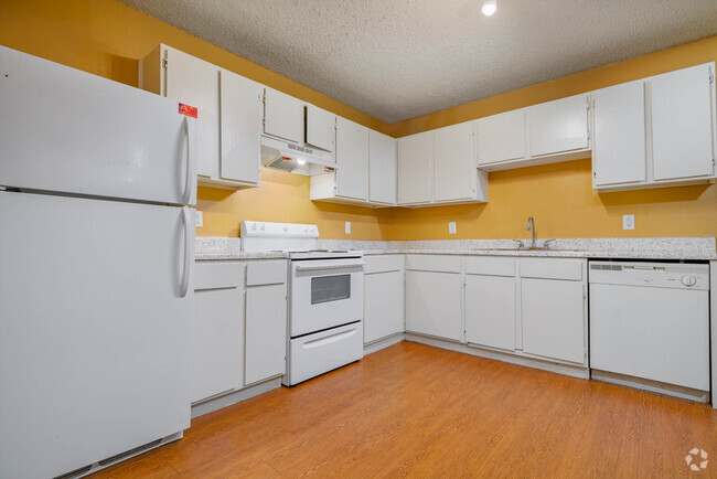 2BR, 1BA - 610SF Kitchen - Resort at Riverside