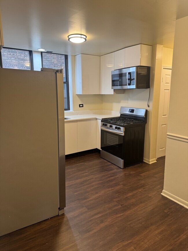 Foto del edificio - 7952 S Champlain Ave