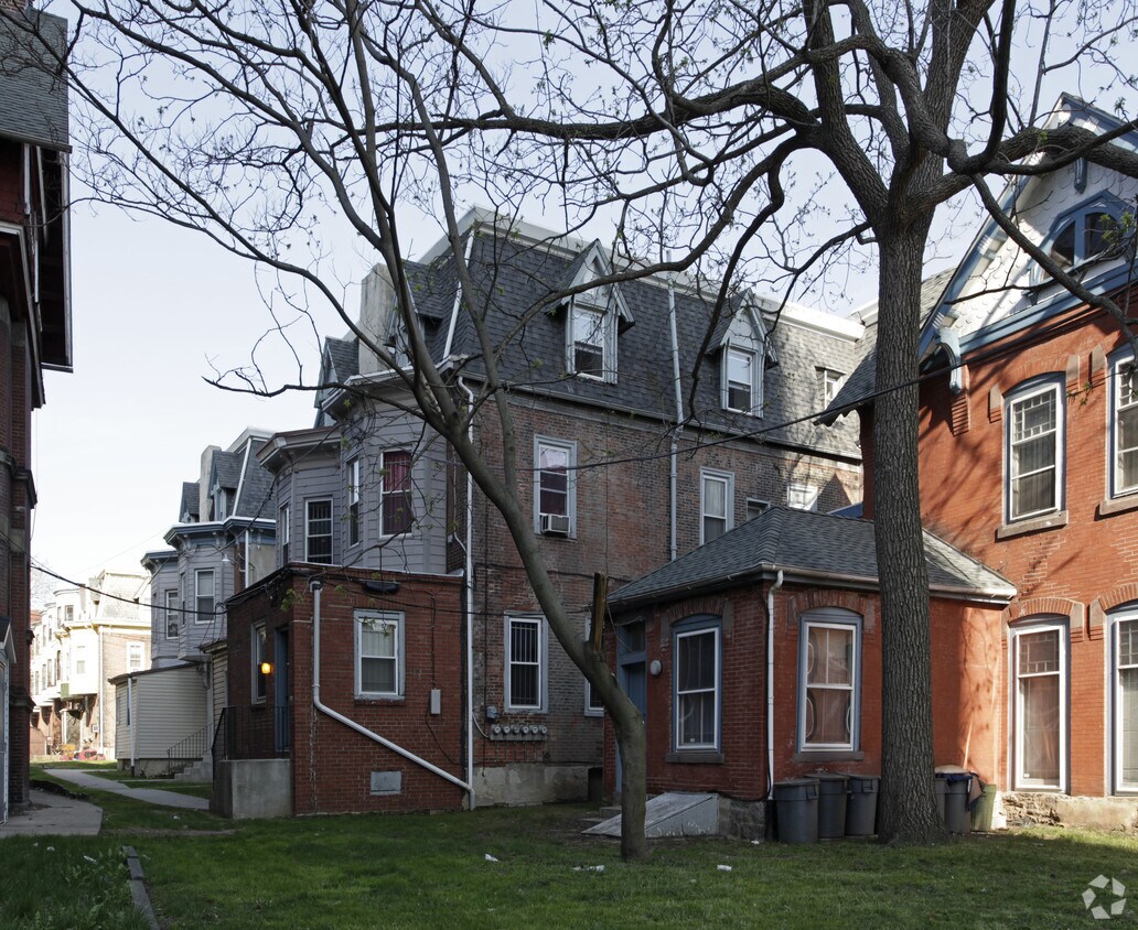 Building Photo - 3404 Powelton Ave