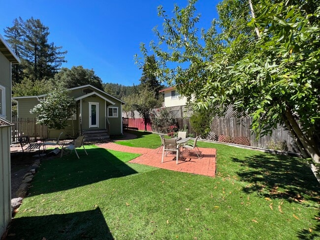 Building Photo - 17541 Orchard Ave