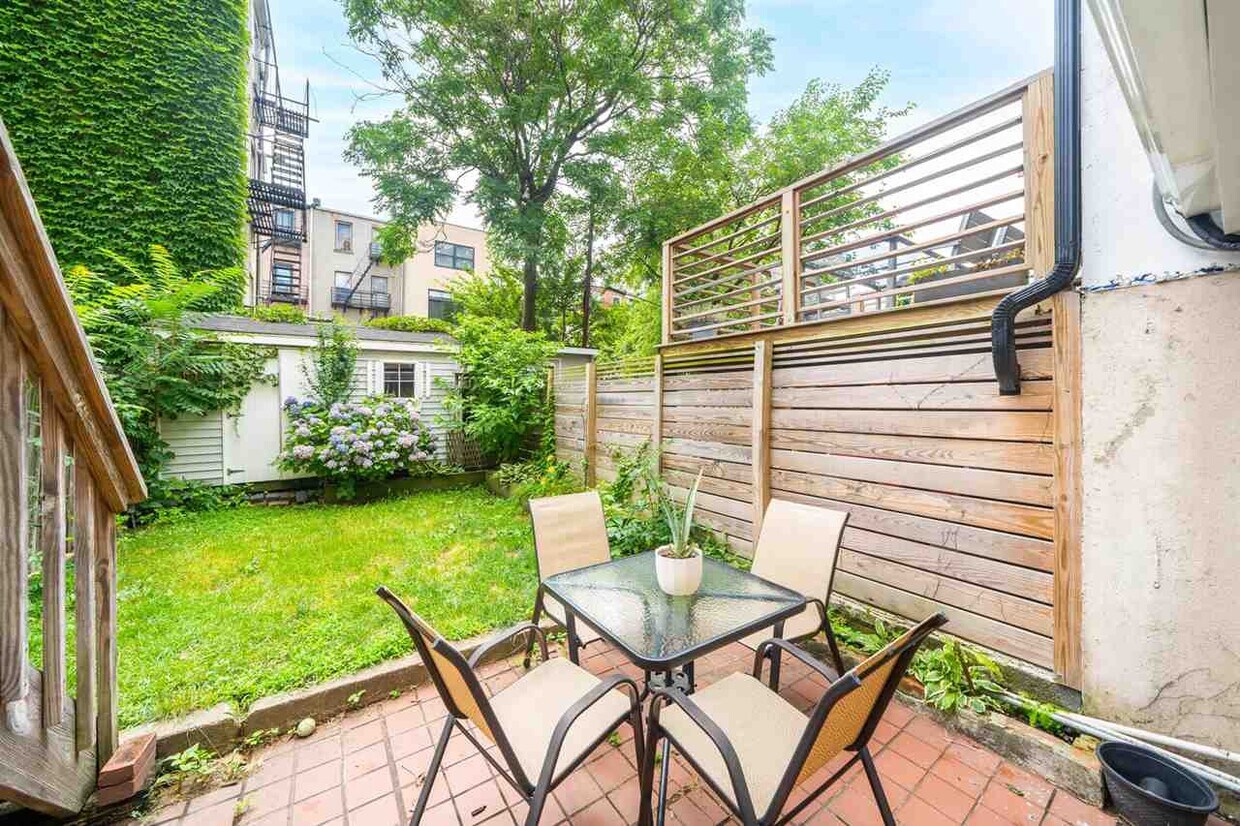 Foto principal - 845 Garden St