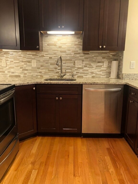 Building Photo - 1105 Lexington St