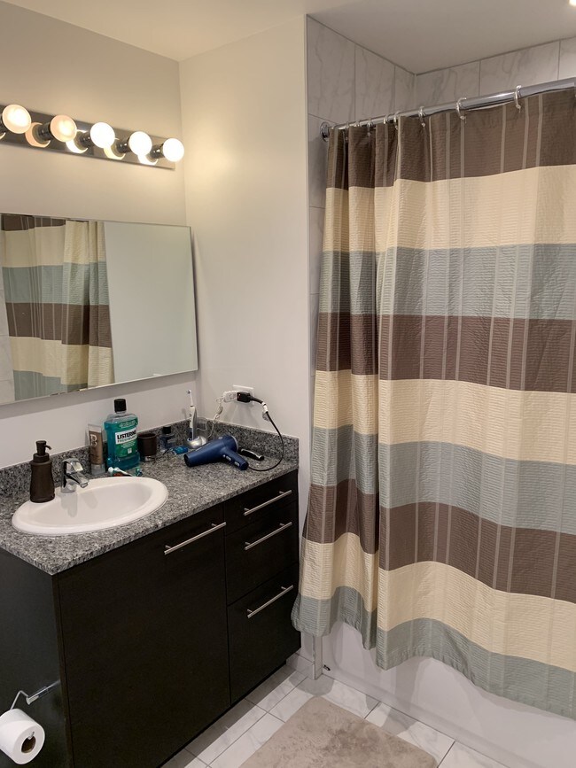 860 W Blackhawk St Unit 503 Chicago Il 60642 Apartment For